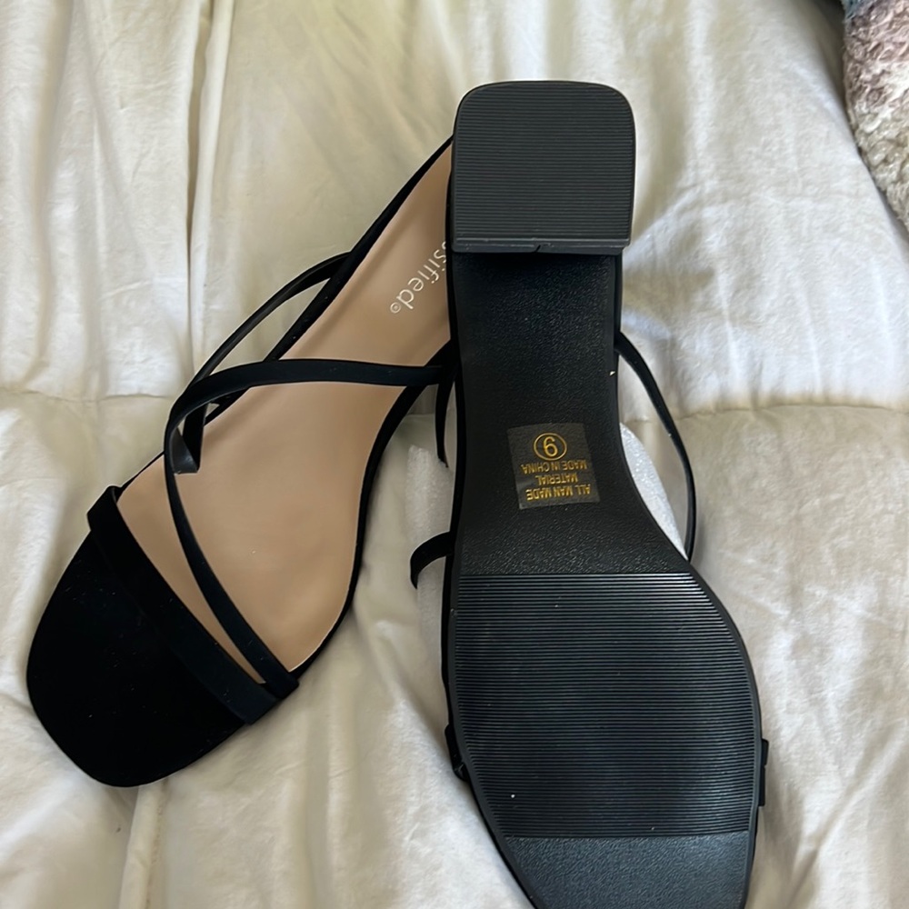 Women’s Black strapped wedge heels